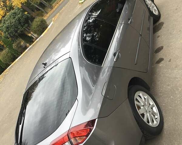 Серый Рено Лагуна, объемом двигателя 1.5 л и пробегом 370 тыс. км за 6500 $, фото 50 на Automoto.ua