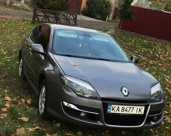 Серый Рено Лагуна, объемом двигателя 1.5 л и пробегом 370 тыс. км за 6500 $, фото 21 на Automoto.ua