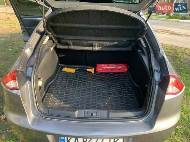 Серый Рено Лагуна, объемом двигателя 1.5 л и пробегом 370 тыс. км за 6500 $, фото 8 на Automoto.ua