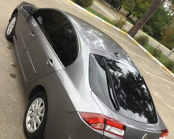 Серый Рено Лагуна, объемом двигателя 1.5 л и пробегом 370 тыс. км за 6500 $, фото 43 на Automoto.ua