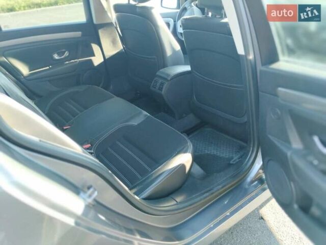 Серый Рено Лагуна, объемом двигателя 1.46 л и пробегом 180 тыс. км за 9300 $, фото 5 на Automoto.ua