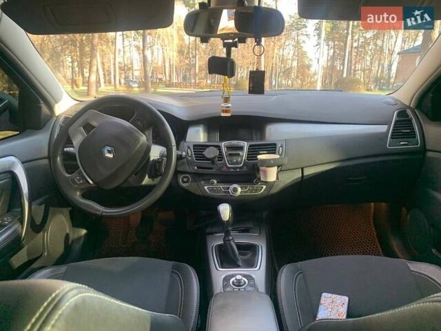 Серый Рено Лагуна, объемом двигателя 1.5 л и пробегом 370 тыс. км за 6500 $, фото 1 на Automoto.ua