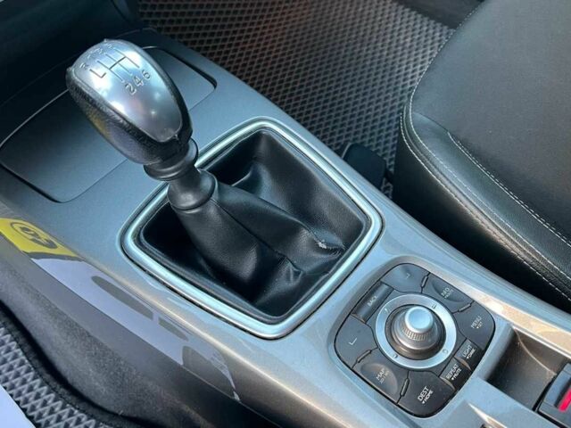 Рено Лагуна 2012 в Коломые на Automoto.ua Серый Рено Лагуна, объемом двигателя 1.5 л и пробегом 238 тыс. км за 7800 $, фото 12 на Automoto.ua