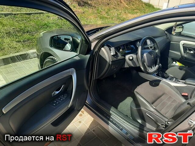 Серый Рено Лагуна, объемом двигателя 15 л и пробегом 243 тыс. км за 8400 $, фото 6 на Automoto.ua