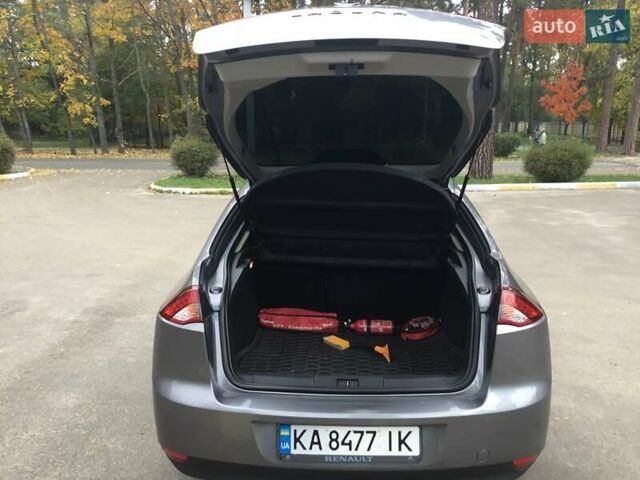 Серый Рено Лагуна, объемом двигателя 1.5 л и пробегом 370 тыс. км за 6500 $, фото 40 на Automoto.ua