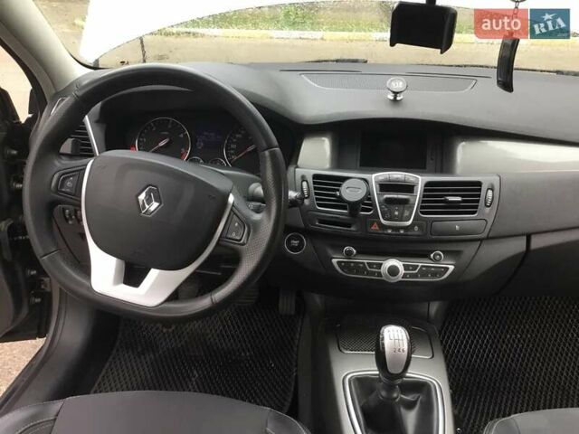 Серый Рено Лагуна, объемом двигателя 1.5 л и пробегом 370 тыс. км за 6500 $, фото 57 на Automoto.ua