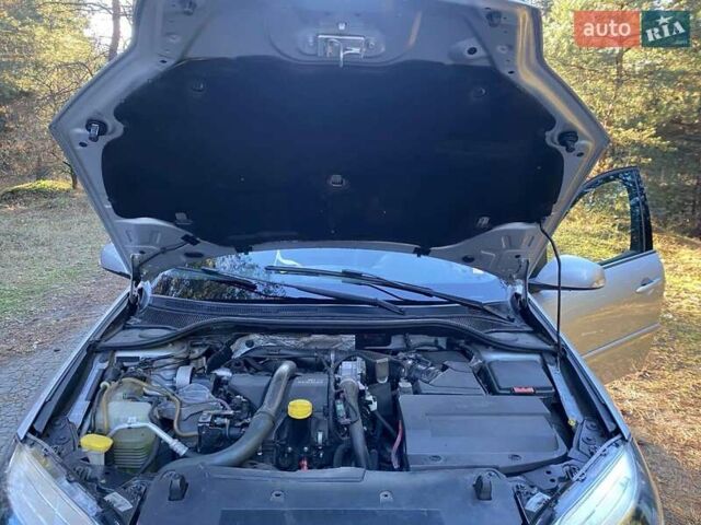 Серый Рено Лагуна, объемом двигателя 1.46 л и пробегом 205 тыс. км за 7500 $, фото 22 на Automoto.ua