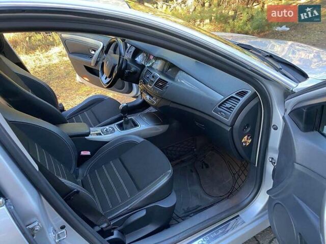 Серый Рено Лагуна, объемом двигателя 1.46 л и пробегом 205 тыс. км за 7500 $, фото 19 на Automoto.ua