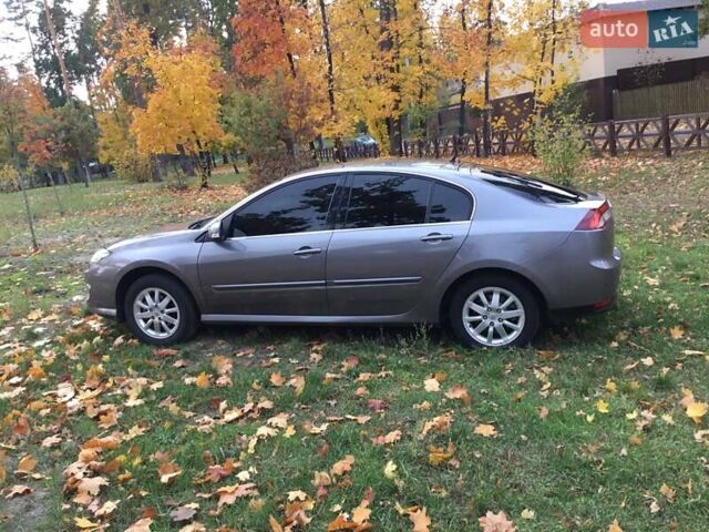 Серый Рено Лагуна, объемом двигателя 1.5 л и пробегом 370 тыс. км за 6500 $, фото 28 на Automoto.ua