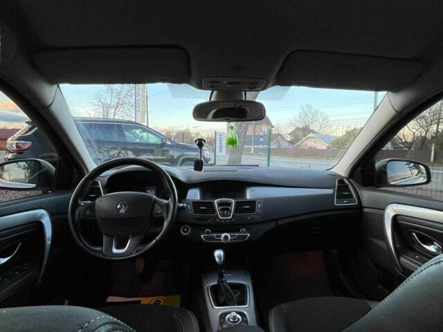 Рено Лагуна 2012 в Коломые на Automoto.ua Серый Рено Лагуна, объемом двигателя 1.5 л и пробегом 238 тыс. км за 7800 $, фото 7 на Automoto.ua