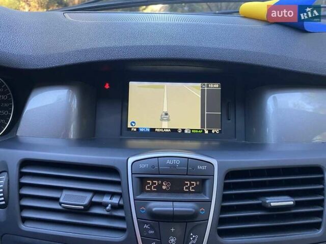 Серый Рено Лагуна, объемом двигателя 1.46 л и пробегом 205 тыс. км за 7500 $, фото 18 на Automoto.ua