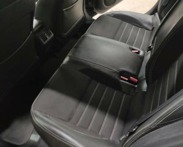 Серый Рено Лагуна, объемом двигателя 1.5 л и пробегом 312 тыс. км за 6300 $, фото 3 на Automoto.ua