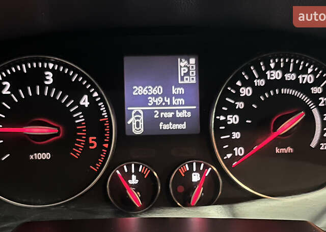 Рено Лагуна 2013 в Киеве на Automoto.ua Серый Рено Лагуна, объемом двигателя 1.5 л и пробегом 286 тыс. км за 7500 $, фото 34 на Automoto.ua