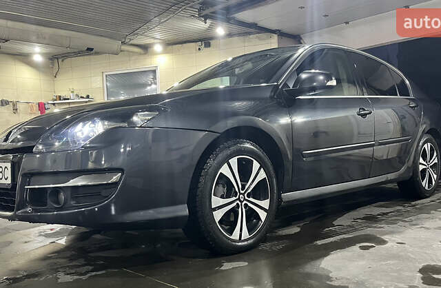 Рено Лагуна 2013 в Киеве на Automoto.ua Серый Рено Лагуна, объемом двигателя 1.5 л и пробегом 286 тыс. км за 7500 $, фото 39 на Automoto.ua