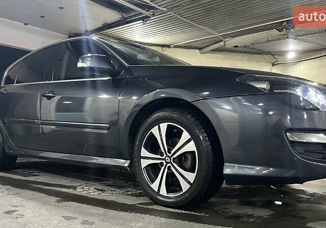 Рено Лагуна 2013 в Киеве на Automoto.ua Серый Рено Лагуна, объемом двигателя 1.5 л и пробегом 286 тыс. км за 7500 $, фото 40 на Automoto.ua