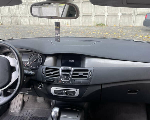 Сірий Рено Лагуна, об'ємом двигуна 1.5 л та пробігом 270 тис. км за 8300 $, фото 13 на Automoto.ua