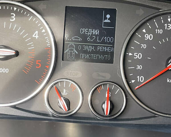 Сірий Рено Лагуна, об'ємом двигуна 1.5 л та пробігом 270 тис. км за 8300 $, фото 4 на Automoto.ua