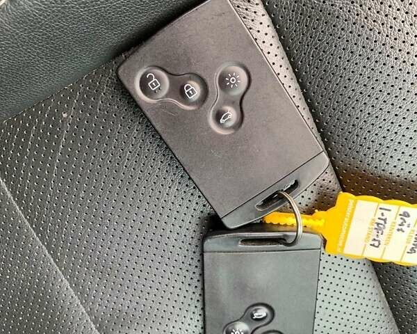 Серый Рено Лагуна, объемом двигателя 1.5 л и пробегом 172 тыс. км за 9900 $, фото 24 на Automoto.ua