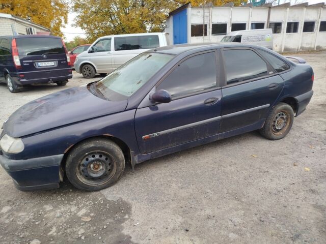 Рено Лагуна 1994 в Гайсине на Automoto.ua Синий Рено Лагуна, объемом двигателя 2 л и пробегом 300 тыс. км за 850 $, фото 4 на Automoto.ua