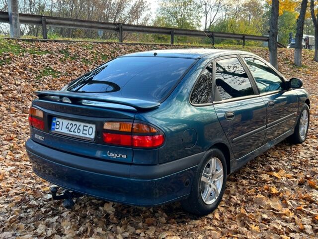 Рено Лагуна 1998 в Кременчуге на Automoto.ua Синий Рено Лагуна, объемом двигателя 2 л и пробегом 400 тыс. км за 2300 $, фото 3 на Automoto.ua