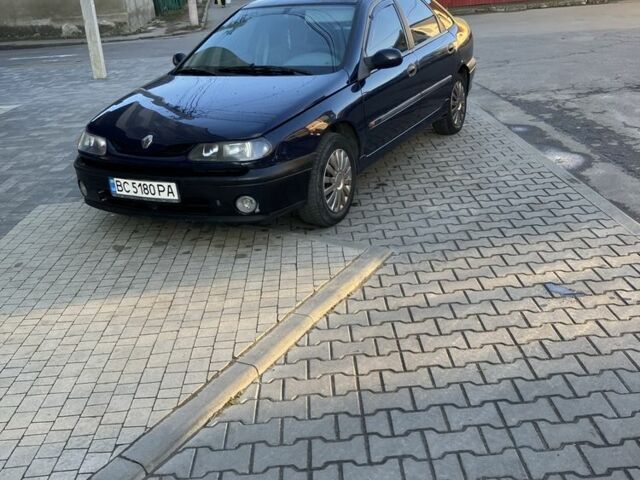 Синій Рено Лагуна, об'ємом двигуна 1.6 л та пробігом 300 тис. км за 2000 $, фото 1 на Automoto.ua