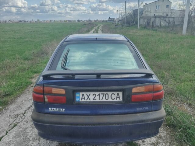 Синий Рено Лагуна, объемом двигателя 1.8 л и пробегом 242 тыс. км за 1900 $, фото 1 на Automoto.ua