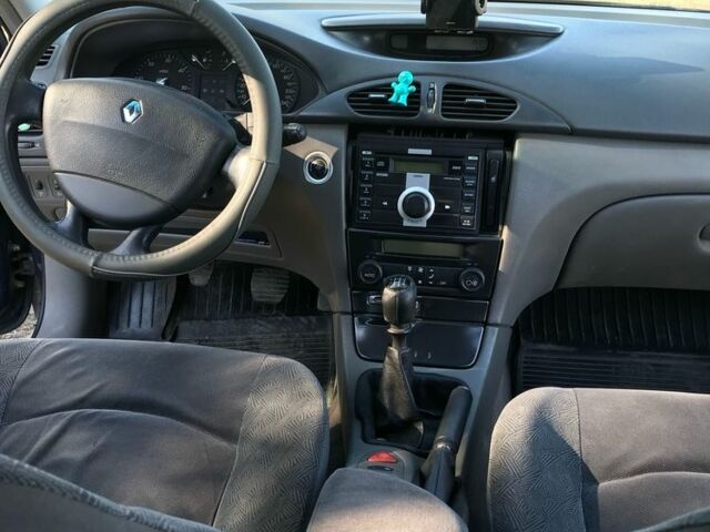 Синій Рено Лагуна, об'ємом двигуна 1.9 л та пробігом 3 тис. км за 2700 $, фото 2 на Automoto.ua