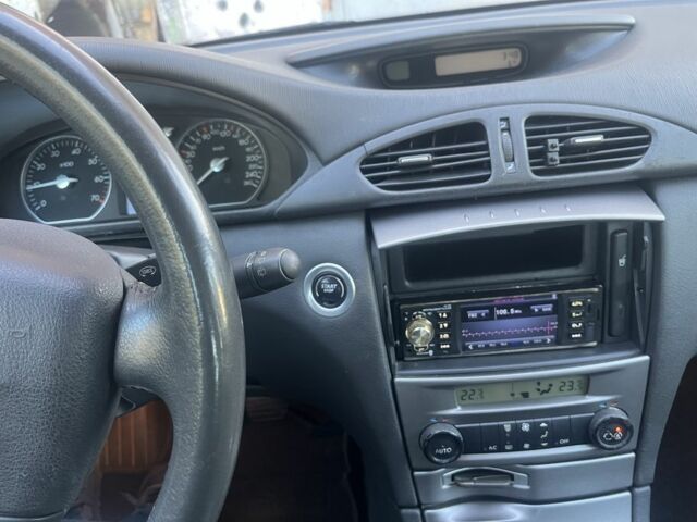 Синий Рено Лагуна, объемом двигателя 1.8 л и пробегом 172 тыс. км за 1799 $, фото 20 на Automoto.ua