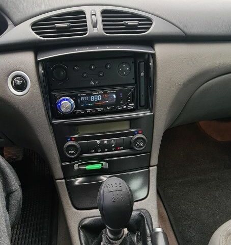 Синий Рено Лагуна, объемом двигателя 1.9 л и пробегом 280 тыс. км за 2800 $, фото 16 на Automoto.ua