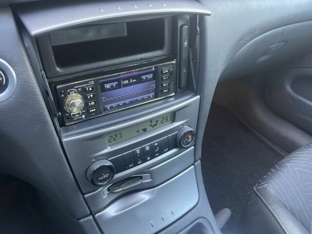 Синий Рено Лагуна, объемом двигателя 1.8 л и пробегом 172 тыс. км за 1799 $, фото 17 на Automoto.ua