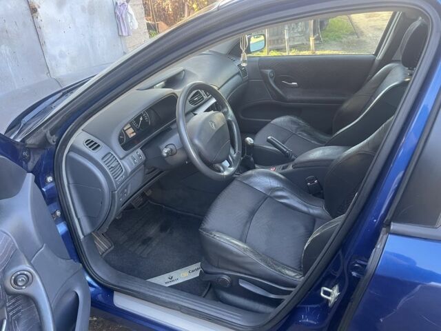 Синий Рено Лагуна, объемом двигателя 1.8 л и пробегом 172 тыс. км за 1799 $, фото 14 на Automoto.ua