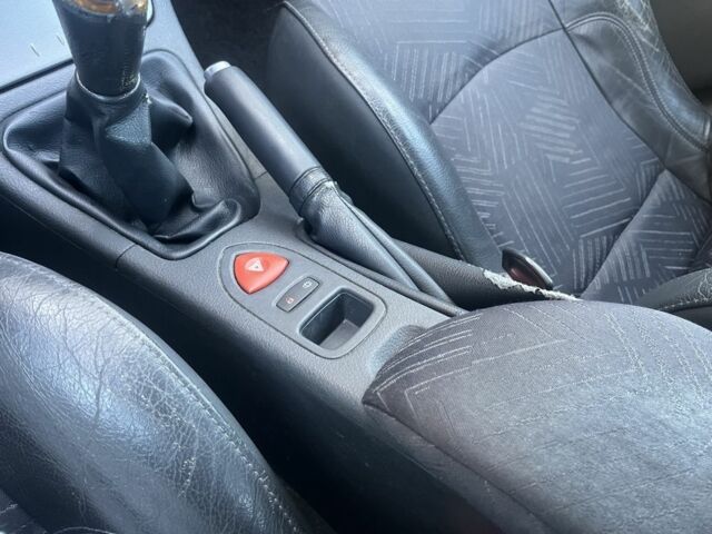 Синий Рено Лагуна, объемом двигателя 1.8 л и пробегом 172 тыс. км за 1799 $, фото 18 на Automoto.ua