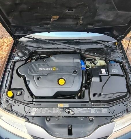 Синий Рено Лагуна, объемом двигателя 1.9 л и пробегом 280 тыс. км за 2800 $, фото 3 на Automoto.ua