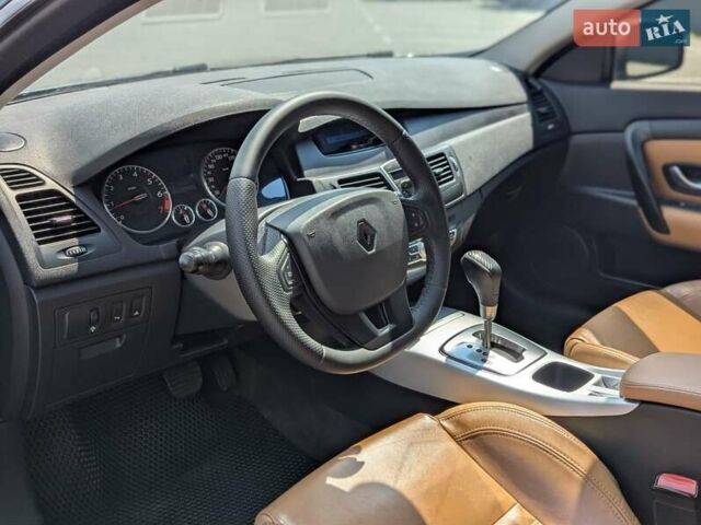 Синий Рено Лагуна, объемом двигателя 2 л и пробегом 162 тыс. км за 8799 $, фото 12 на Automoto.ua