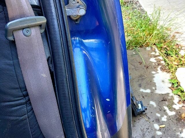 Синій Рено Лагуна, об'ємом двигуна 2 л та пробігом 1 тис. км за 2000 $, фото 7 на Automoto.ua