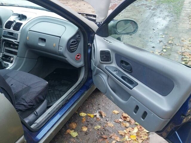 Синий Рено Лагуна, объемом двигателя 0 л и пробегом 360 тыс. км за 1000 $, фото 13 на Automoto.ua