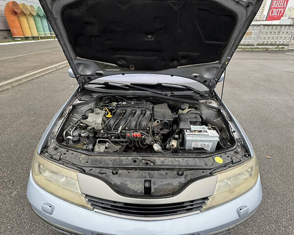 Синий Рено Лагуна, объемом двигателя 1.8 л и пробегом 390 тыс. км за 3500 $, фото 13 на Automoto.ua