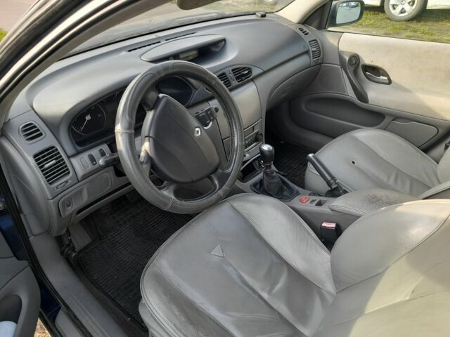 Синий Рено Лагуна, объемом двигателя 1.9 л и пробегом 203 тыс. км за 2799 $, фото 2 на Automoto.ua