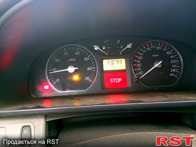 Синій Рено Лагуна, об'ємом двигуна 1.8 л та пробігом 350 тис. км за 2600 $, фото 1 на Automoto.ua