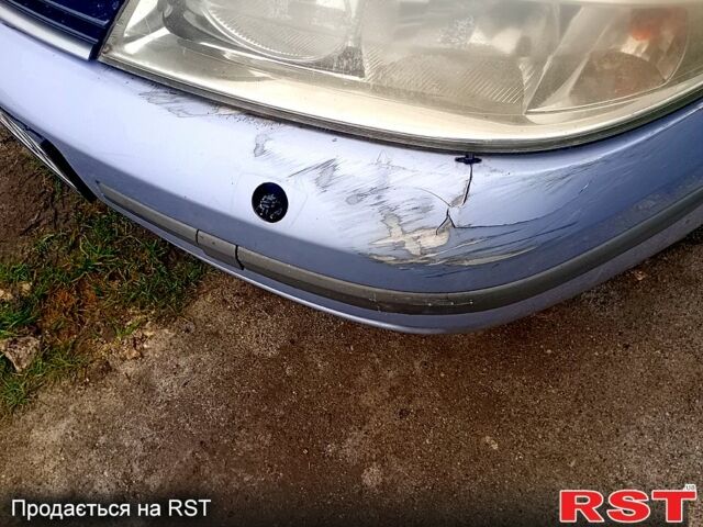 Синій Рено Лагуна, об'ємом двигуна 1.8 л та пробігом 350 тис. км за 2600 $, фото 8 на Automoto.ua