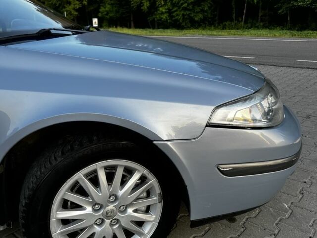 Синій Рено Лагуна, об'ємом двигуна 2 л та пробігом 254 тис. км за 3300 $, фото 4 на Automoto.ua