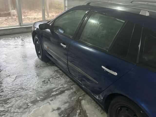 Синий Рено Лагуна, объемом двигателя 1.9 л и пробегом 344 тыс. км за 1450 $, фото 4 на Automoto.ua