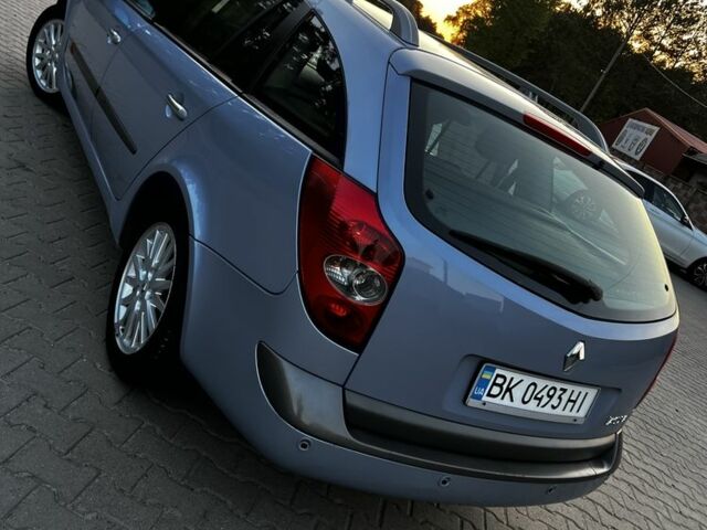 Синій Рено Лагуна, об'ємом двигуна 2 л та пробігом 254 тис. км за 3300 $, фото 8 на Automoto.ua