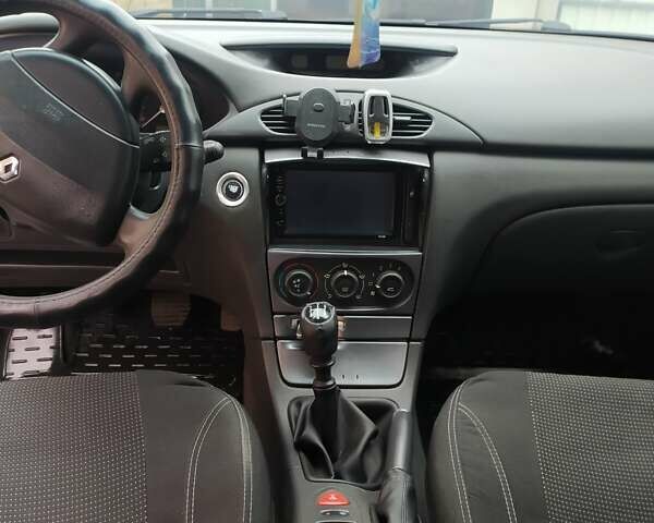 Синий Рено Лагуна, объемом двигателя 1.87 л и пробегом 360 тыс. км за 3800 $, фото 8 на Automoto.ua