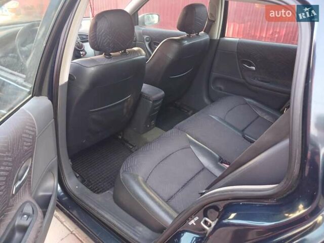 Синій Рено Лагуна, об'ємом двигуна 1.78 л та пробігом 188 тис. км за 3500 $, фото 6 на Automoto.ua