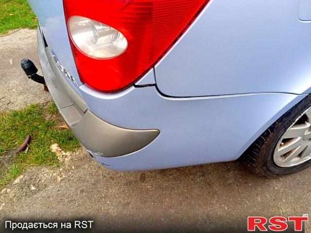 Синій Рено Лагуна, об'ємом двигуна 1.8 л та пробігом 350 тис. км за 2600 $, фото 9 на Automoto.ua