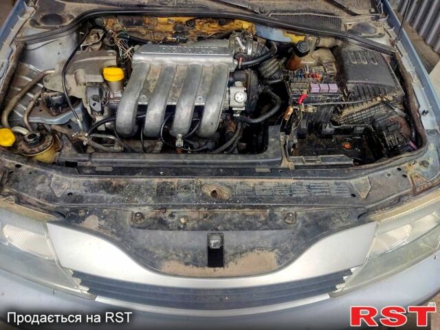 Синий Рено Лагуна, объемом двигателя 2 л и пробегом 280 тыс. км за 1800 $, фото 7 на Automoto.ua