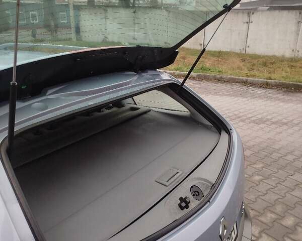 Синій Рено Лагуна, об'ємом двигуна 1.8 л та пробігом 154 тис. км за 4000 $, фото 13 на Automoto.ua