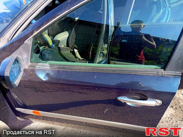 Синій Рено Лагуна, об'ємом двигуна 2 л та пробігом 200 тис. км за 1000 $, фото 3 на Automoto.ua