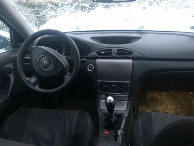 Синий Рено Лагуна, объемом двигателя 1.9 л и пробегом 3 тыс. км за 700 $, фото 2 на Automoto.ua